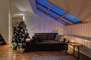 Louren Apartments