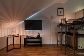 Louren Apartments