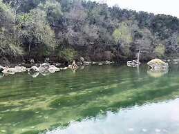 Southern Comfort RR7252 Apartment 4 New