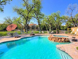 5 O'Clock Somewhere! WWH302 Apartment 2 New