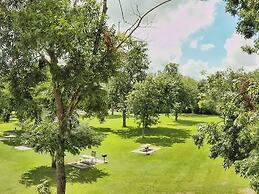 Good Times & Tan Lines WWi201 Apartment 2 New