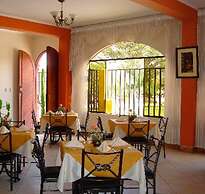 Hotel Sierra Dorada