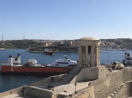 Valletta Luxury Harbour View