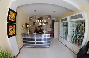 Hostal Latino