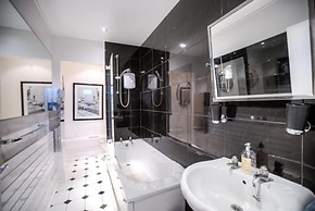 Eson2 - The Abbey Road Gem Apartment