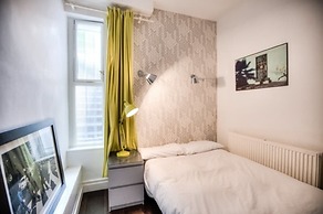 Eson2 - The Abbey Road Gem Apartment