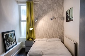 Eson2 - The Abbey Road Gem Apartment