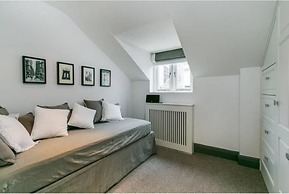 Eson2 - Bolton Gardens Lodge