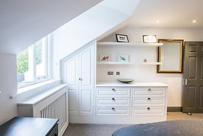 Eson2 - Bolton Gardens Lodge