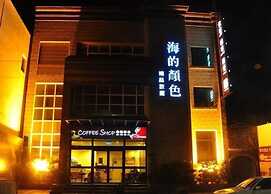 The Colors Under The Sea