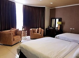 The Colors Under The Sea