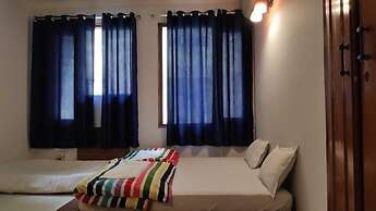 Madpackers Delhi - Hostel