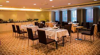 City Park Hotel Apartments