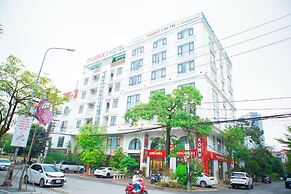 Phoenix 3 International Hotel