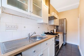 Simon Apartment - London Launchpad