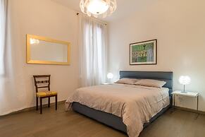 Saint Mark's Basilica in 200 meters