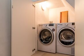 Saint Mark's Basilica in 200 meters