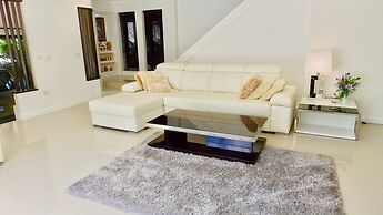 3 Bedroom Private Pool Villa Flora