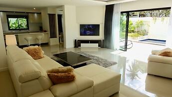 3 Bedroom Private Pool Villa Flora