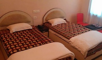 Hotel Garv Residencia Gaya