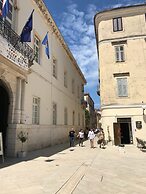 Zara Palace - Design Rooms