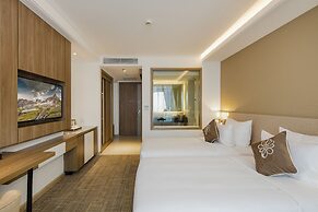 Comodo Nha Trang Hotel