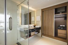 Comodo Nha Trang Hotel