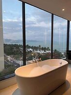 Comodo Nha Trang Hotel