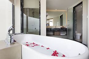 Comodo Nha Trang Hotel