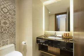 Comodo Nha Trang Hotel