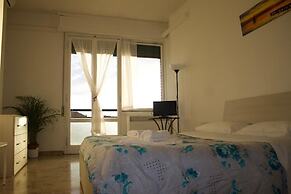 MyRoom CenterStation