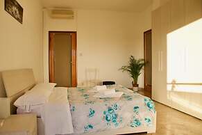 MyRoom CenterStation