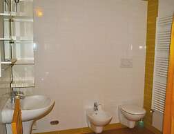 Silver Lake Residence