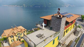 Silver Lake Residence