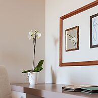 B The Guest Downtown