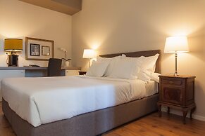 B The Guest Downtown