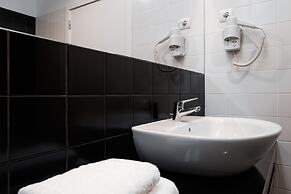 B The Guest Downtown