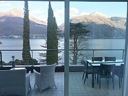 Baia Blu Luxury Apartments with Pool