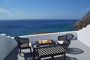 Golden Beach Resort Anafi