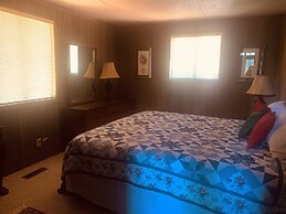 Pine Mountain Club Chalets Resort