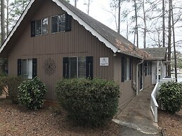 Pine Mountain Club Chalets Resort