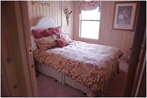 Pine Mountain Club Chalets Resort