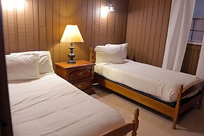 Pine Mountain Club Chalets Resort