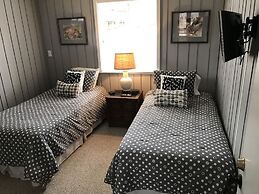 Pine Mountain Club Chalets Resort