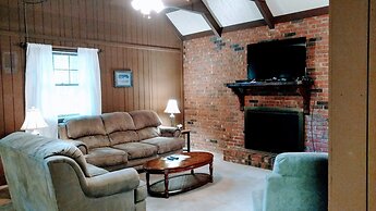 Pine Mountain Club Chalets Resort