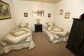 Pine Mountain Club Chalets Resort