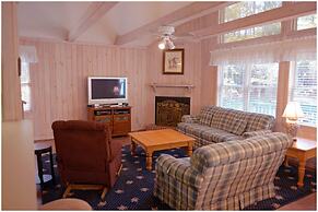 Pine Mountain Club Chalets Resort