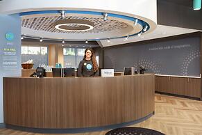 Tru by Hilton Harbison Columbia