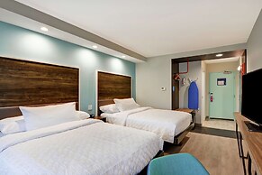 Tru by Hilton Baton Rouge Citiplace, LA