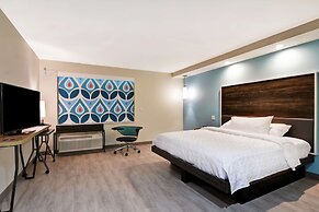 Tru by Hilton Baton Rouge Citiplace, LA